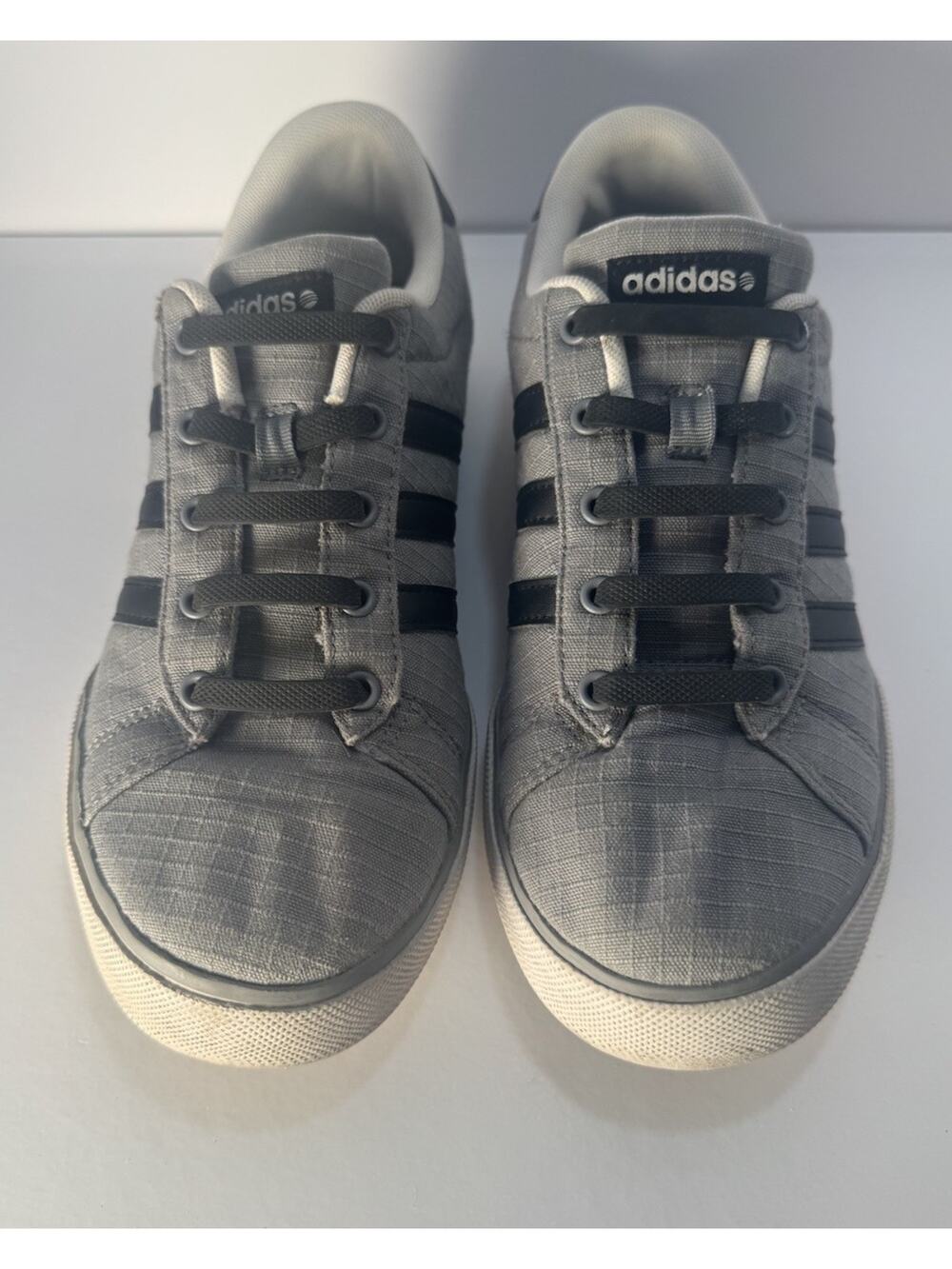 Adidas NEO AW4409 Gray White Low Top Lace Up Sneakers Women's Size 6